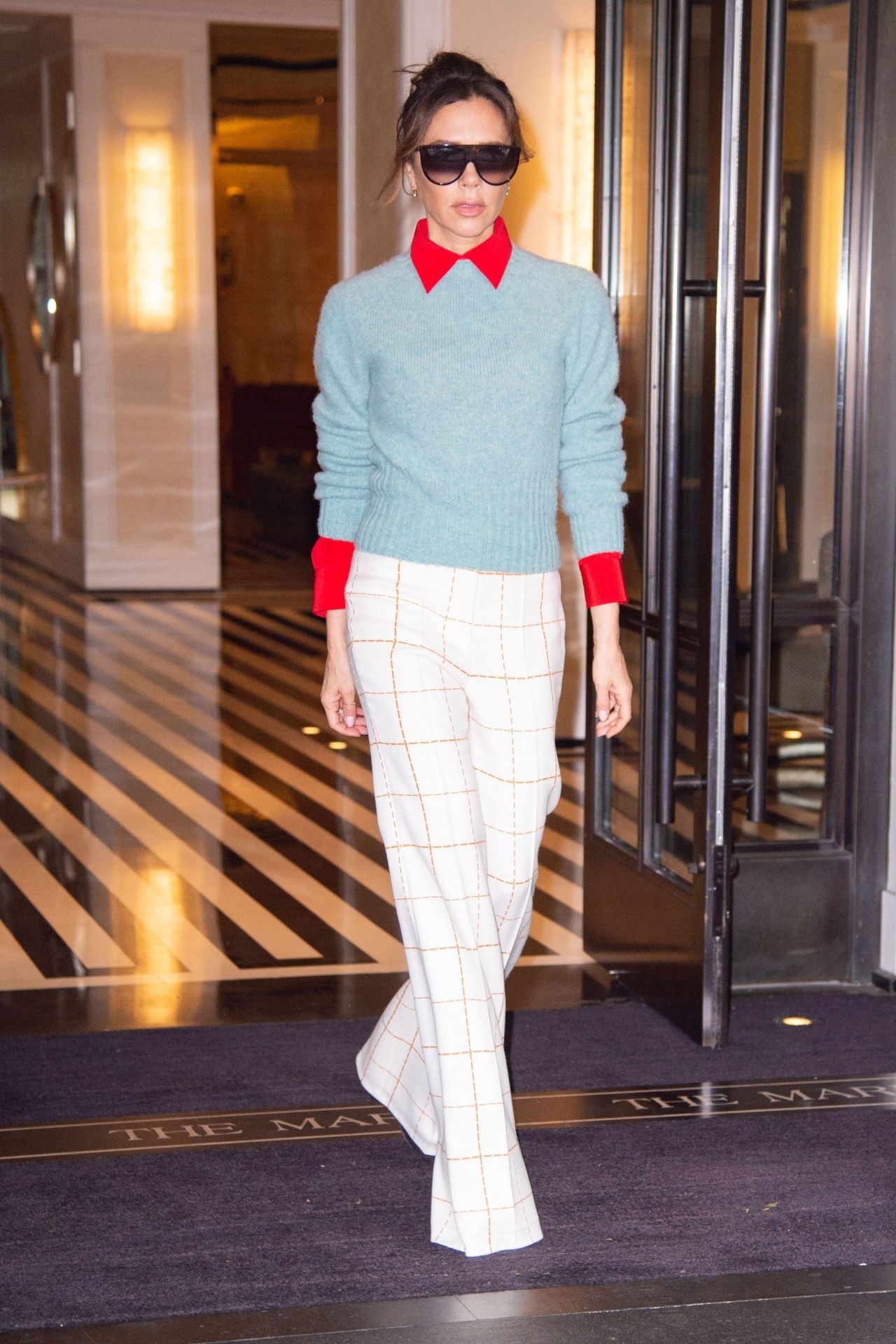 https://d3g9jhyjo6tiod.cloudfront.net/revistaamigapl/wp-content/uploads/2020/01/victoria-beckham-style-and-fashion-new-york-05-10-2019-9.jpg