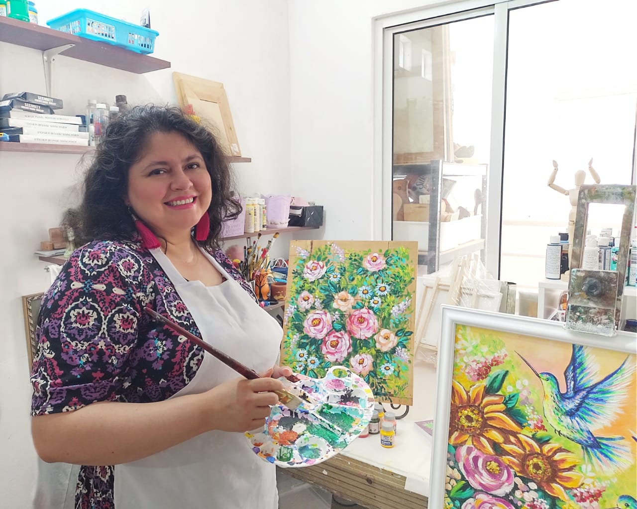 Conoce la historia de Elisa Guerra y su emprendimiento de pinturas